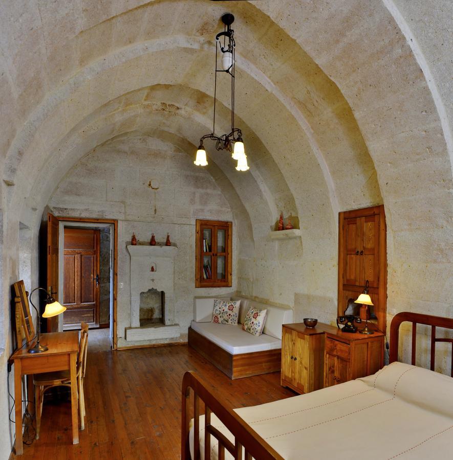 Esbelli Evi Cave Houses Ürgüp Eksteriør billede